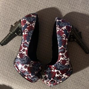 Too Fast Gothic Red and Black Heels